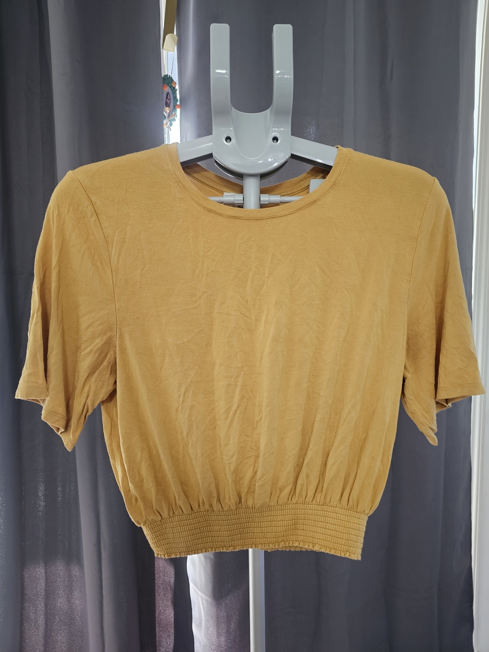 Babaton Mustard Short Sleeve Cropped Top